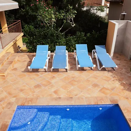 Prázdninový dům Garbi By Alvent Holidays *